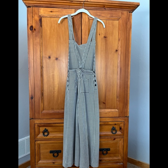 Amuse Society Women’s Cropped Jumpsuit - Picture 4 of 5